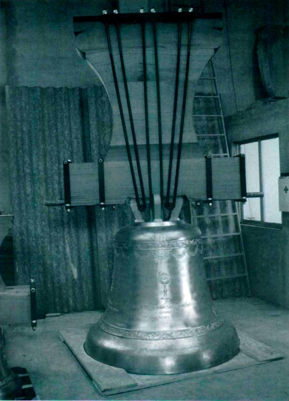 Imagen de la campana de volteo más grande del mundo en la Basílica de San Pascual
