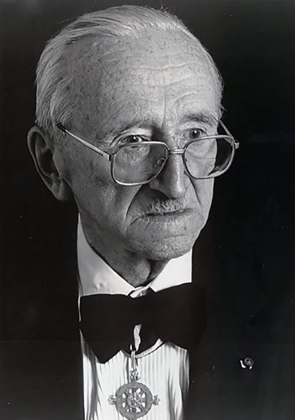 Friedrich Hayek en 1974, el año que le concedieron el Nobel