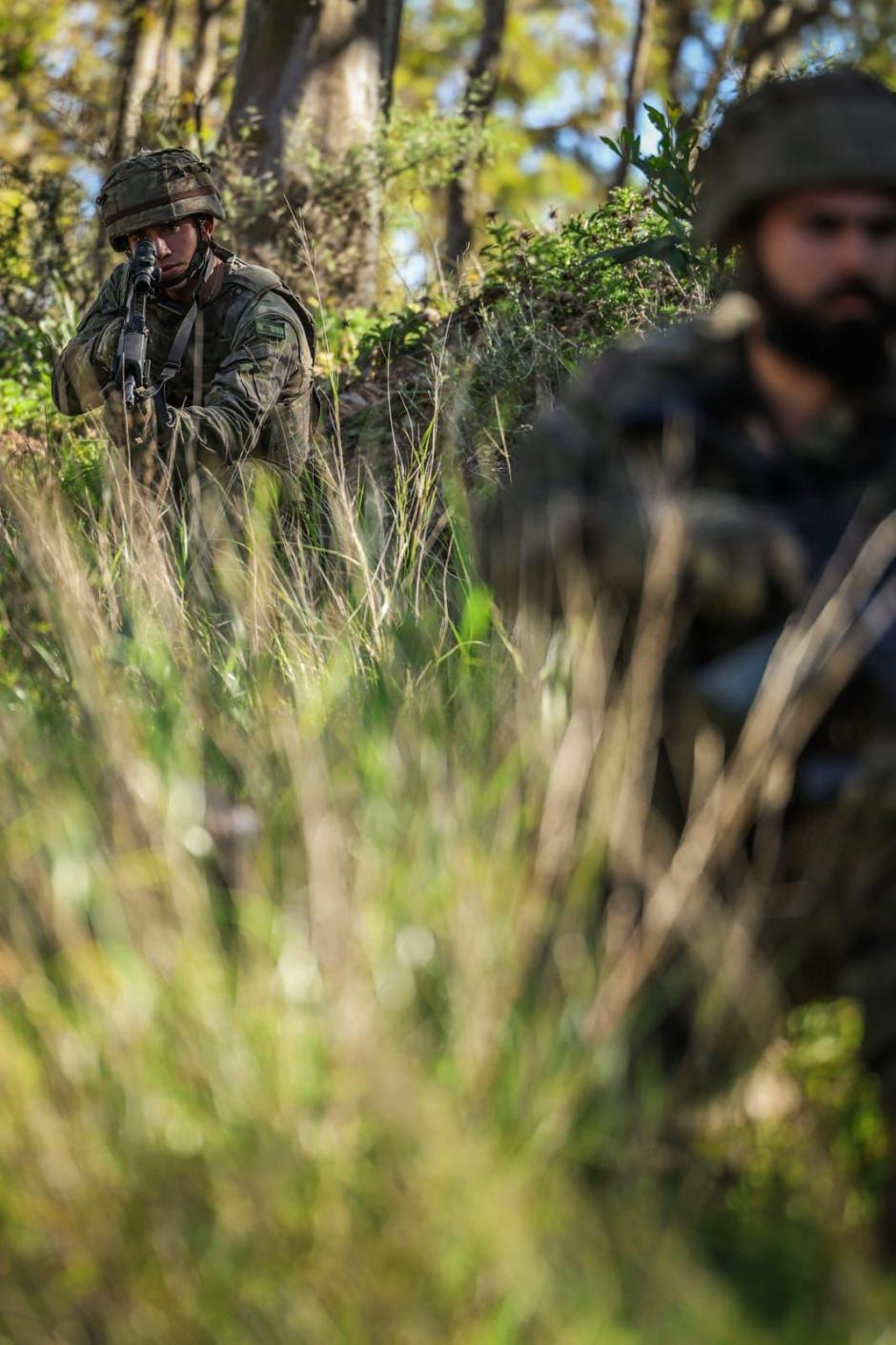 Militares del Grupo Táctico Ceuta en misión de disuasión