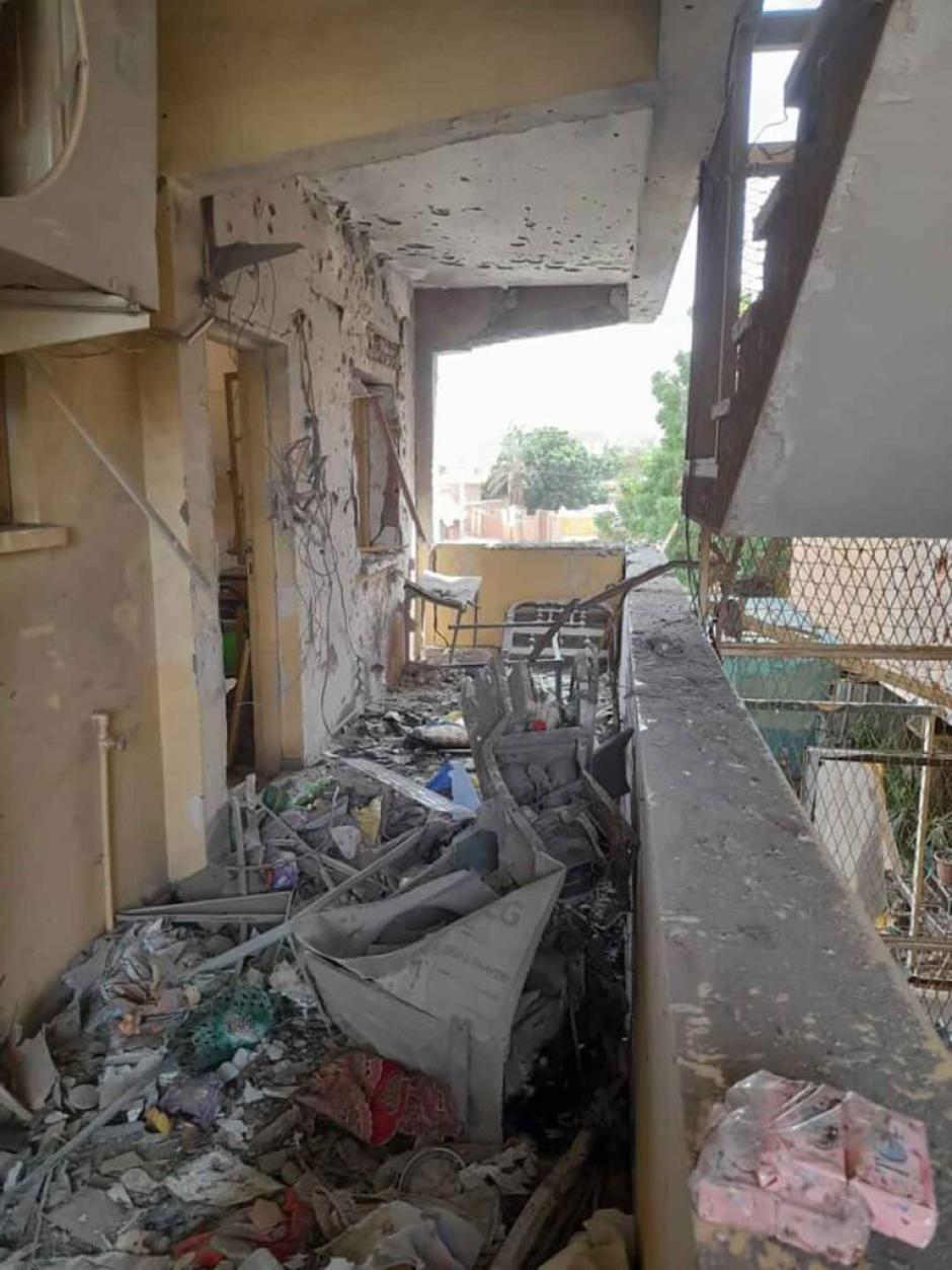Así quedó la casa de las salesianas de Jartum tras el impacto de una bomba