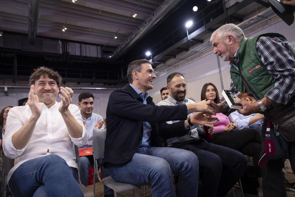 El presidente del Gobierno, Pedro Sánchez, ha vuelto a intervenir este sábado en la campaña vasca