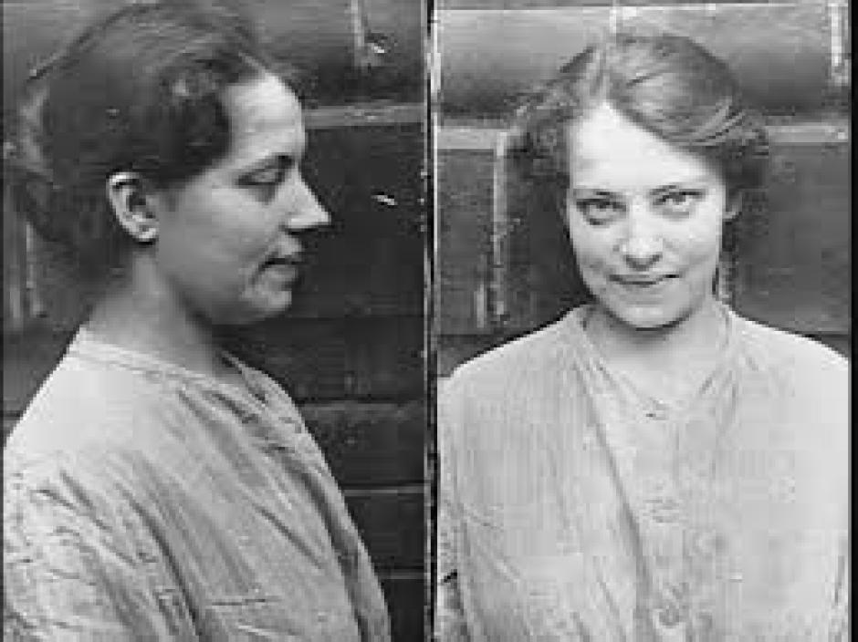 Fotografías tomadas a Anna Anderson en el manicomio de Dalldorf tras su intento de suicidio en 1920