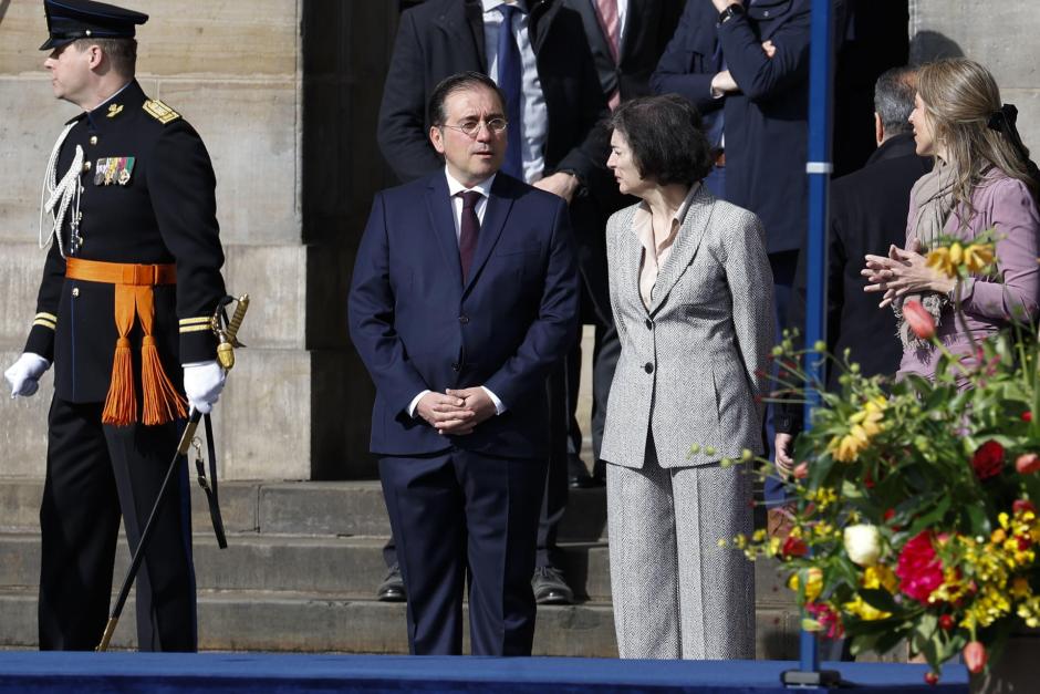 El ministro español de Asuntos Exteriores, José Manuel Albares, durante la ceremonia de bienvenida a los Reyes