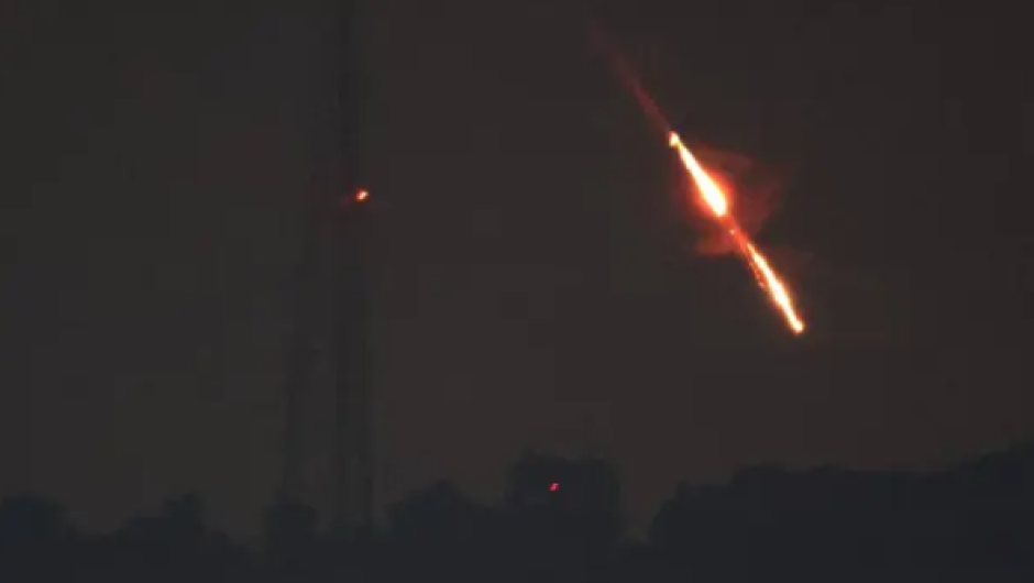 Una foto muestra los drones o misiles que cayeron en el norte de Israel, el sábado pasado