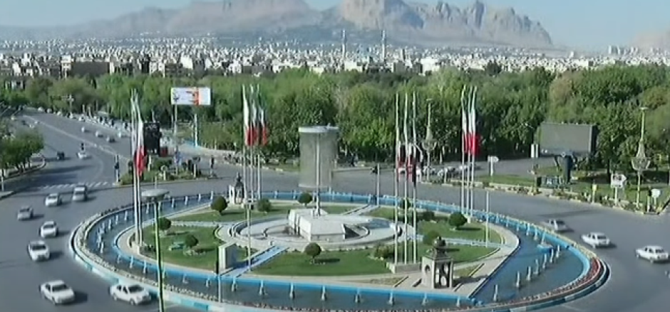 Imagen de supuesta normalidad en Isfahán transmitida por la televisión iraní