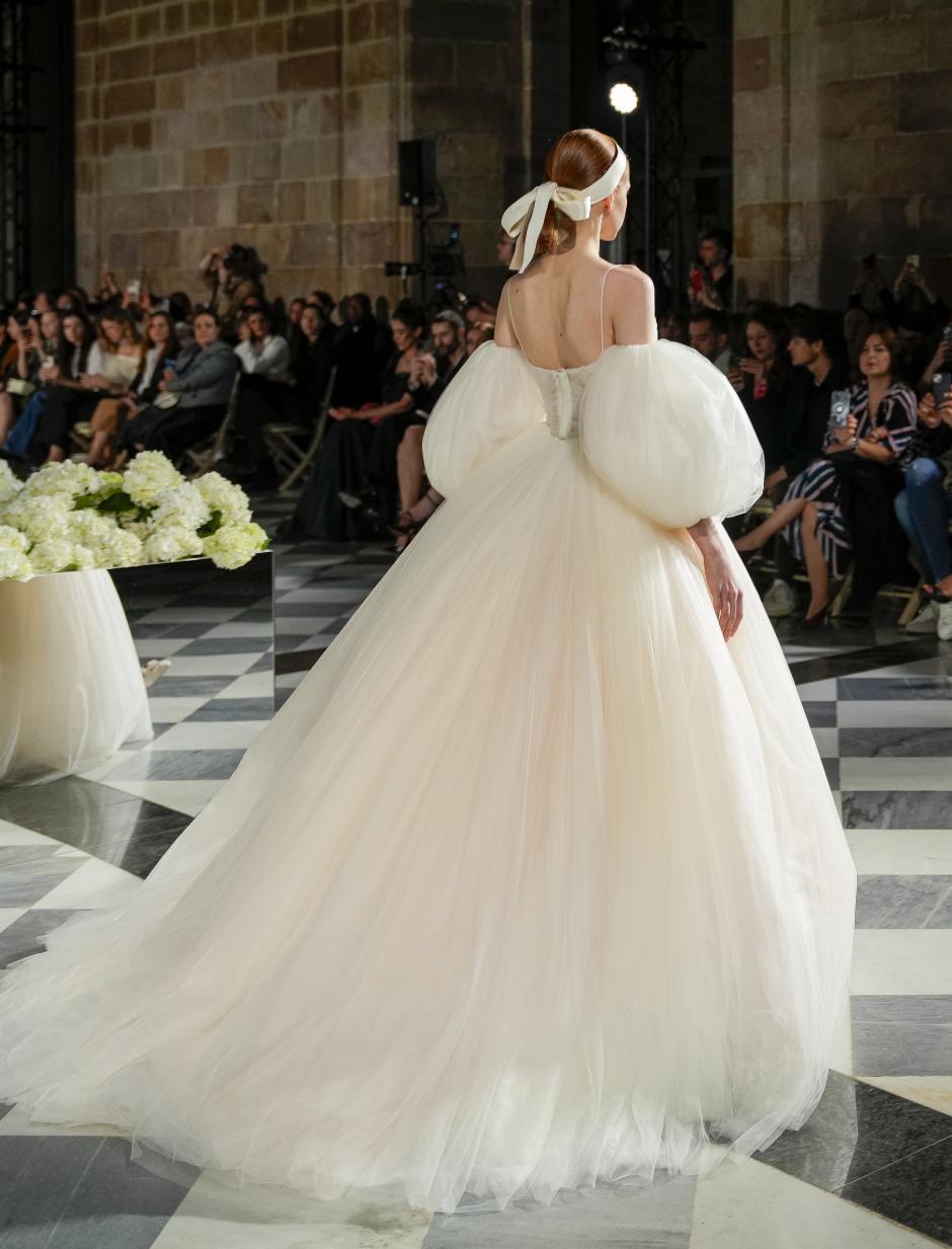 during the Giambattista Valli show at the BARCELONA BRIDAL FASHION WEEK in Barcelona, Spain. 18 April 2024