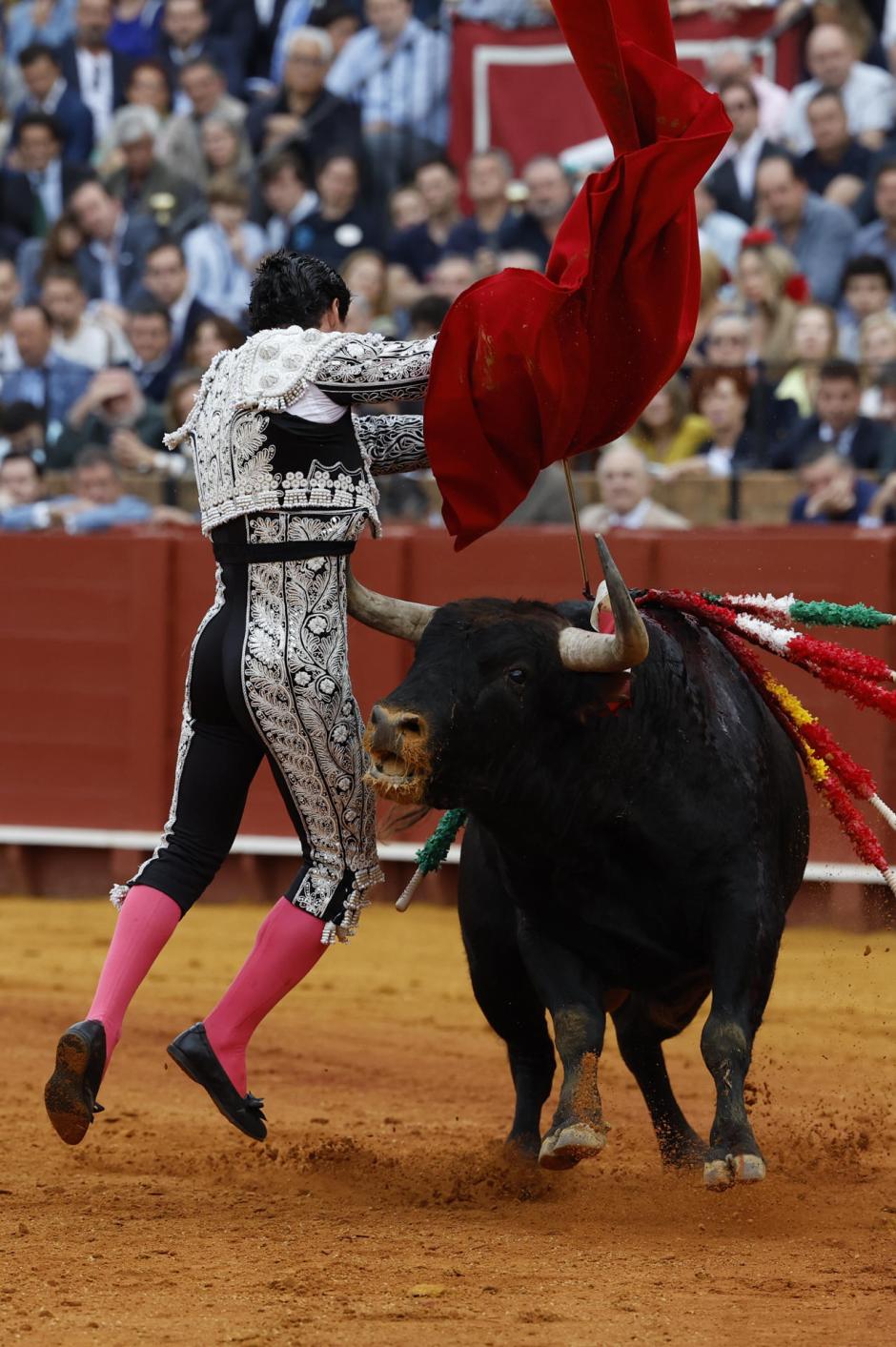 Panlo Aguado sufrió un pitonazo de su primer toro