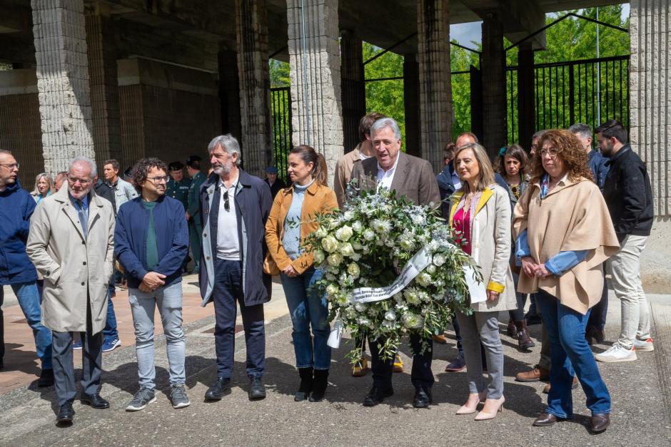 El Ayuntamiento de Pamplona ha ofrecido un homenaje al concejal asesinado por ETA
