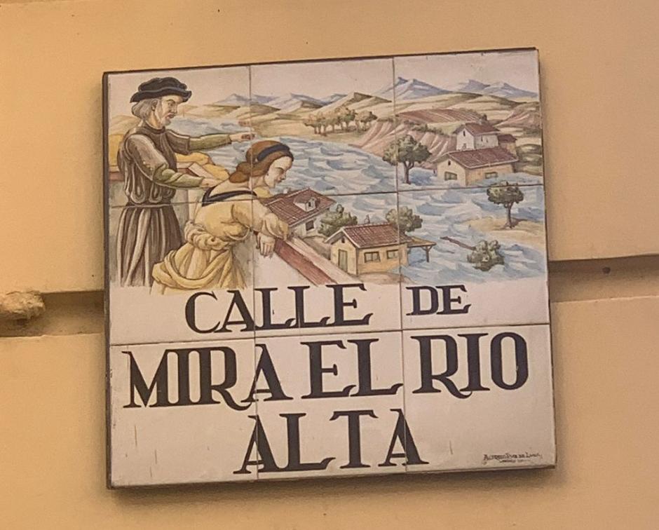 Calle de Mira el Río en Madrid