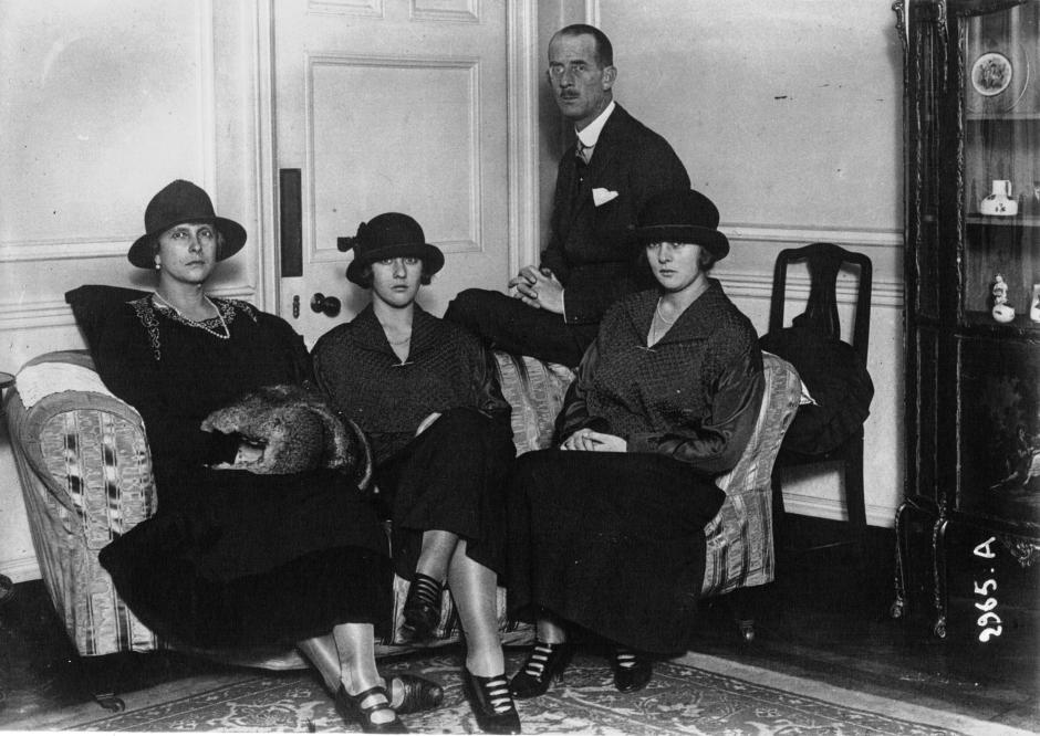 Alicia, Theodora, Andrés y Margarita en 1922