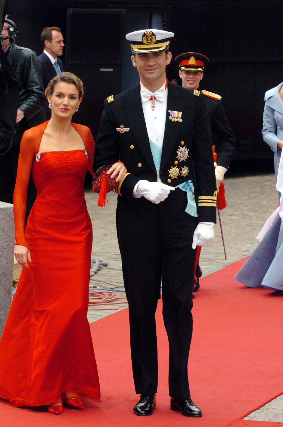 EL PRINCIPE FELIPE DE BORBON Y SU PROMETIDA DOÑA LETIZIA ORTIZ ( VESTIDA DE LORENZO CAPRILE ) EN LA BODA REAL DEL PRINCIPE HEREDERO FEDERICO DE DINAMARCA Y LA ABOGADA AUSTRALIANA MARY ELIZABETH DONALDSON , CLEBRADA EN LA CATEDRAL DE COPENHAGEN
PP / PB / JJS / ©KORPA
14/05/2004
 *** Local Caption *** REAL WEDDING OF THE INHERITING PRINCIPE FREDERIK OF DENMARK AND THE AUSTRALIAN LAWYER MARY DONALDSON
IN THIS PICTURE : PRINCE FELIPE DE BORBON AND LETIZIA ORTIZ