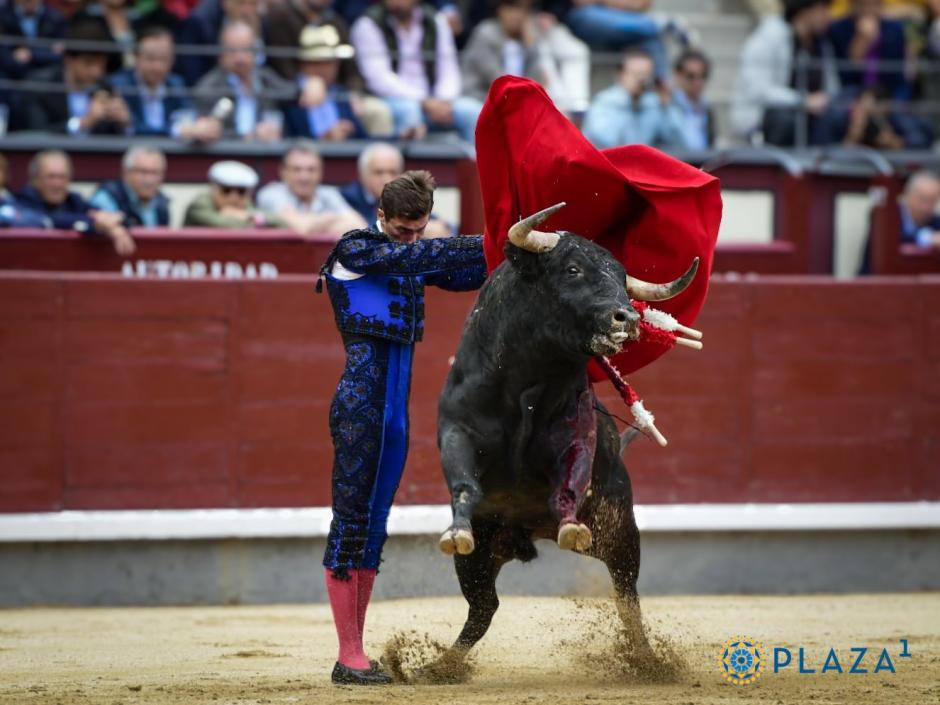 Diego Bastos, en un momento de la lidia de este 14 de mayo