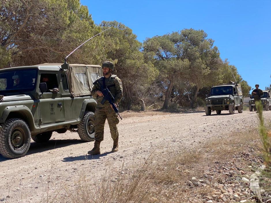 Regimiento de Artillería Ramix 32, de patrulla en Melilla