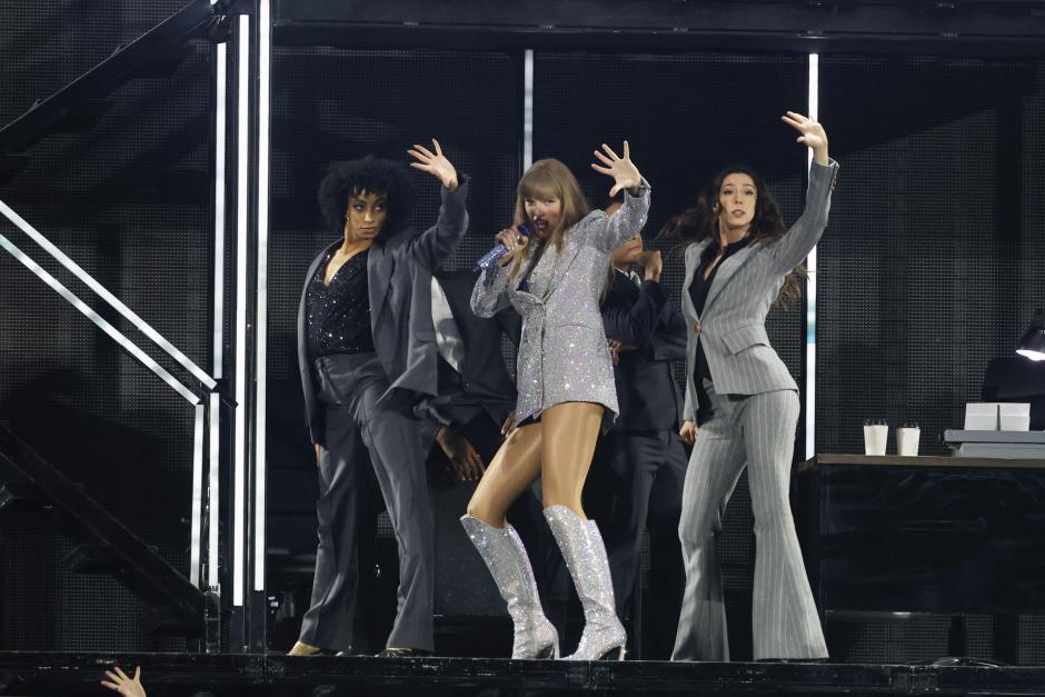Un momento de la actuación de Taylor Swift en el Santiago Bernabéu