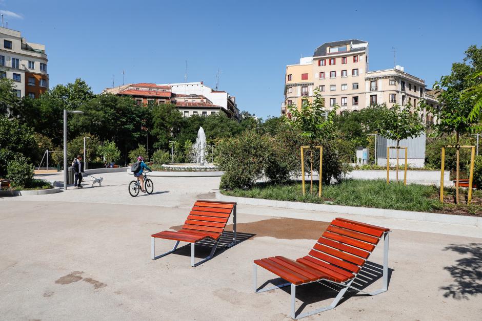 Vistazo de la Plaza de Olavide en Madrid tras la reforma