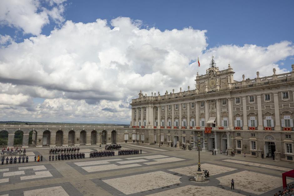 Vista del Patio de Armas del Palacio Real en Madrid donde se conmemora el décimo aniversario del Reinado de Felipe VI