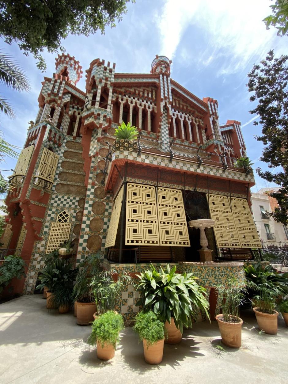 Fachada de la Casa Vicens