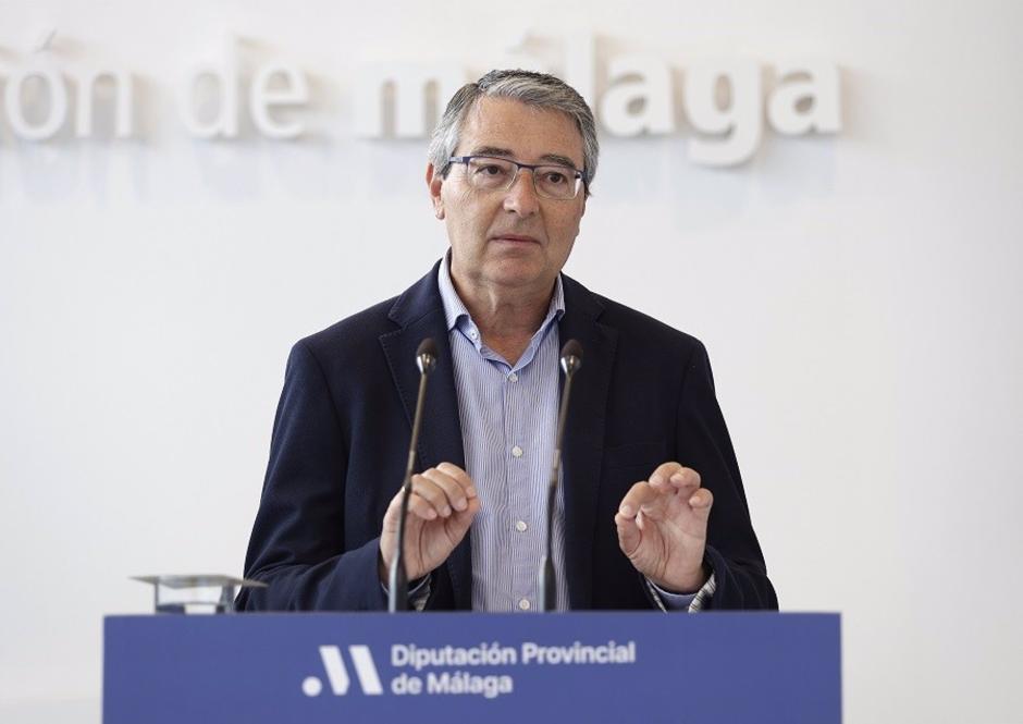 El presidente de la Diputación de Málaga, Francisco Salado, resalta la relevancia de la Costa del Sol como referente turístico