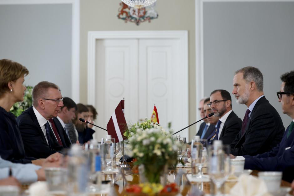 Reunión del Rey con el presidente de Letonia