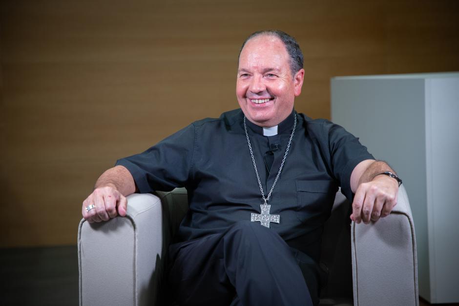 El obispo de Vitoria afirma que muchos vuelven a la fe tras asistir a un funeral