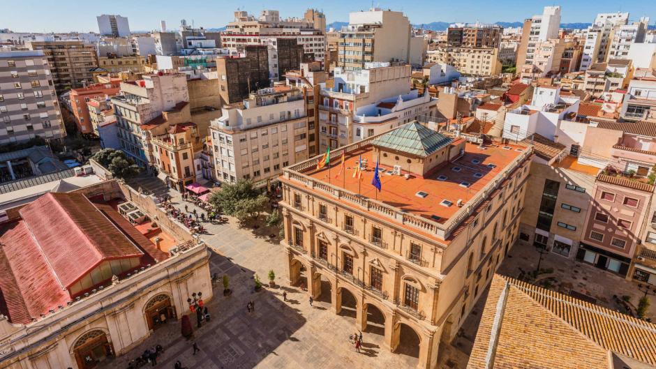 Vista aérea de edificios en la ciudad de Castellón de la Plana