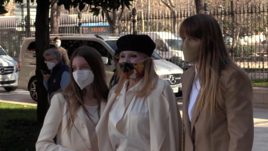 La Baronesa Thyssen Carmen Cevera y sus hijas Mar√≠a del Carmen y Guadalupe Cervera in Madrid 08 February 2022