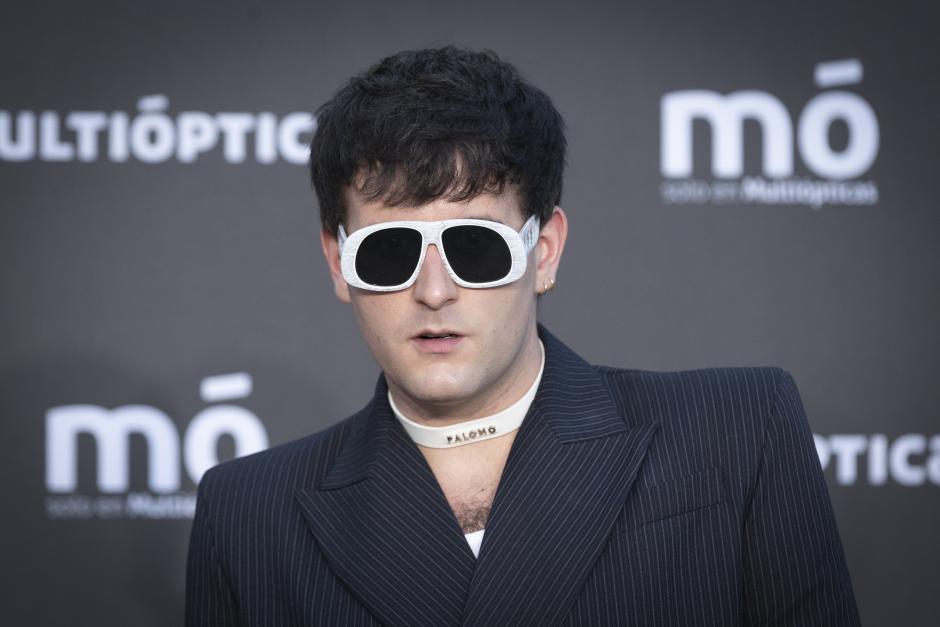 Designer Palomo Spain at photocall for Multiopticas: Casa Mo event in Madrid on Thursday, 6 May 2022
En la foto gafas de sol montura color " blanco "