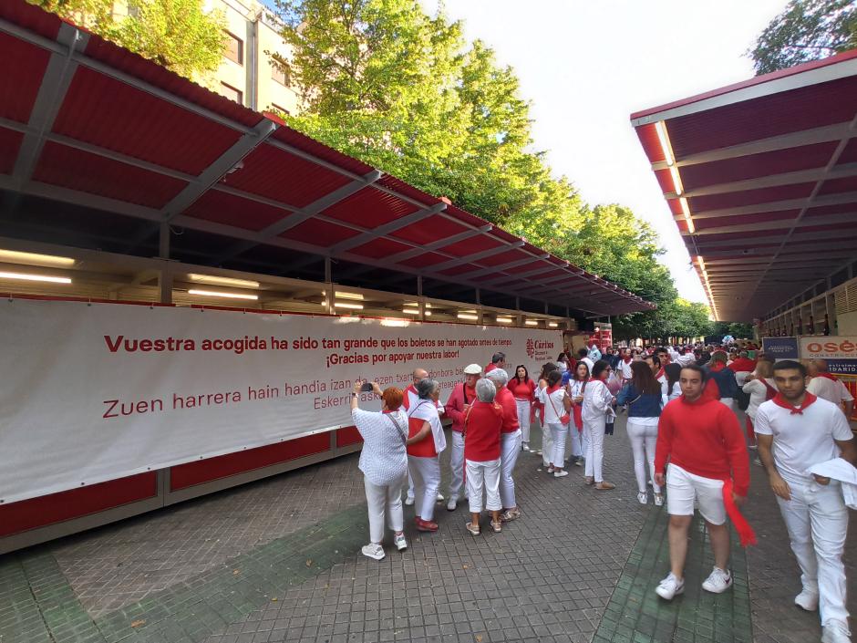 Imagen de la Tómbola de Pamplona, este viernes, con los puestos de venta cerrados