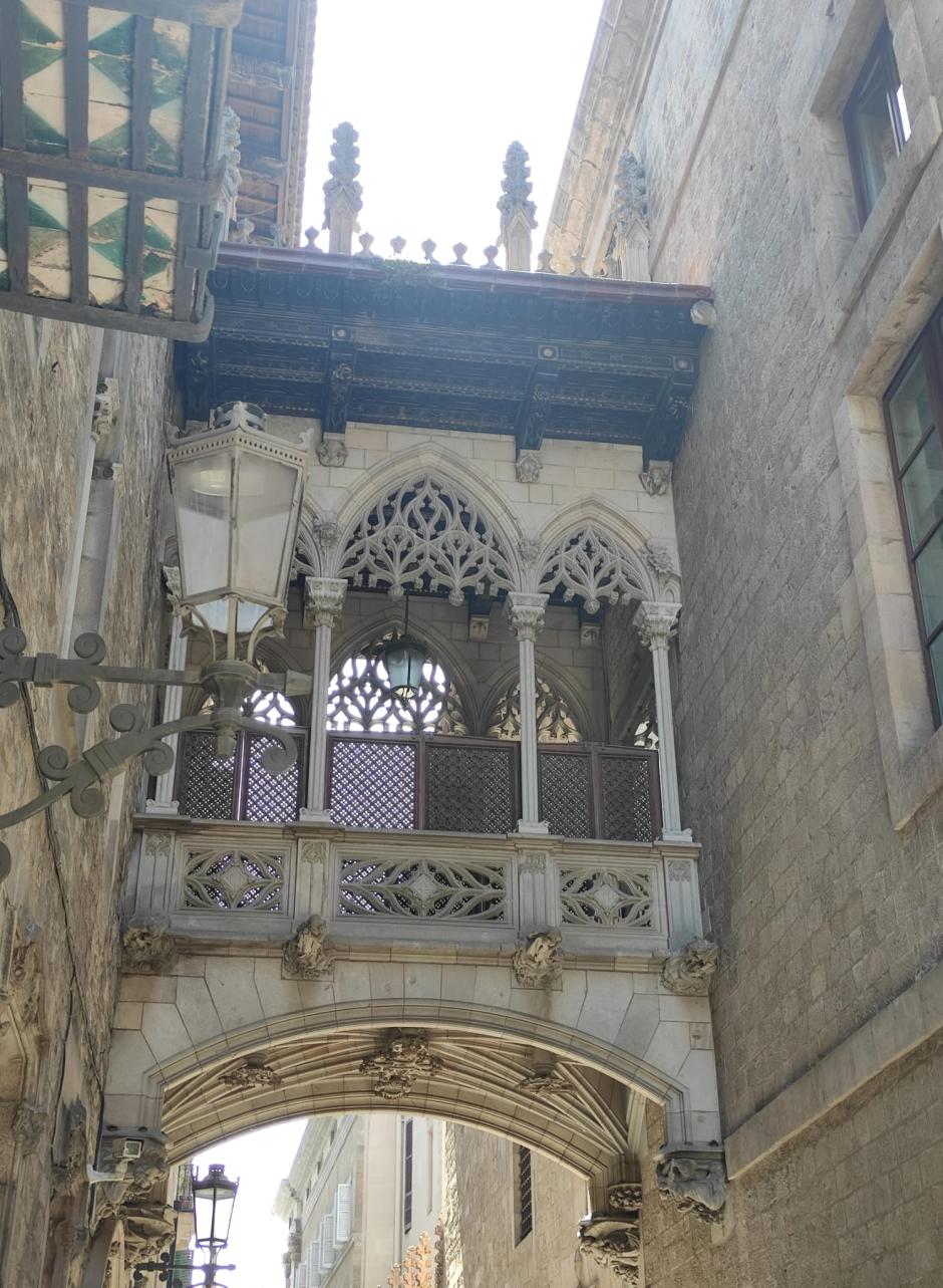 Vista del Pont del Bisbe, en el barrio gótico de Barcelona