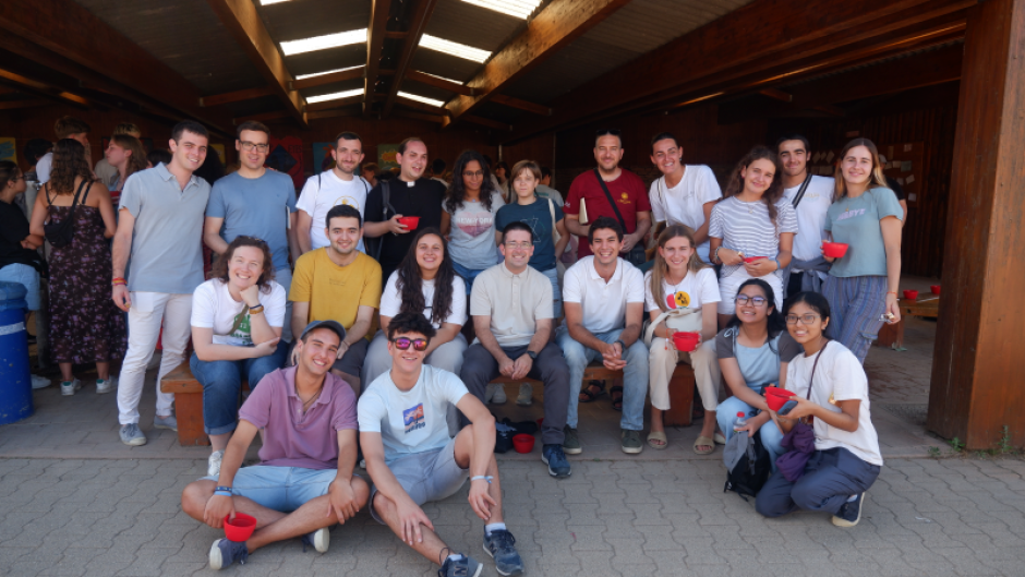 Algunos de los jóvenes madrileños que participaron en el encuentro de Taizé