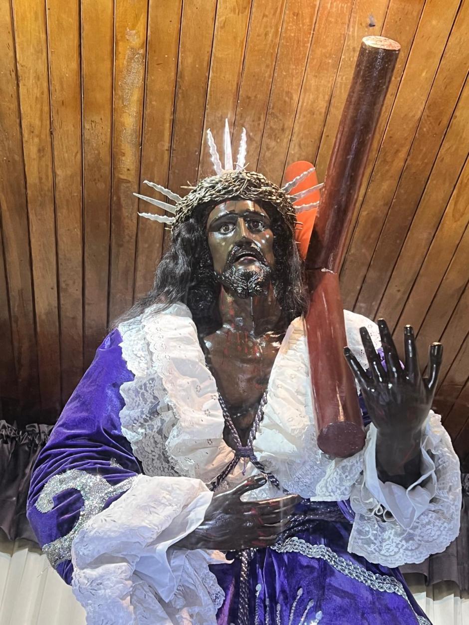 Altar del Cristo Negro de Portobelo