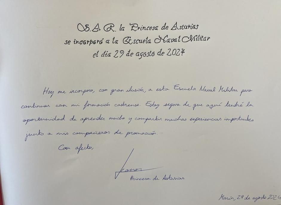 El mensaje de la Princesa Leonor en el Libro de Honor de la Escuela naval, donde ha firmado