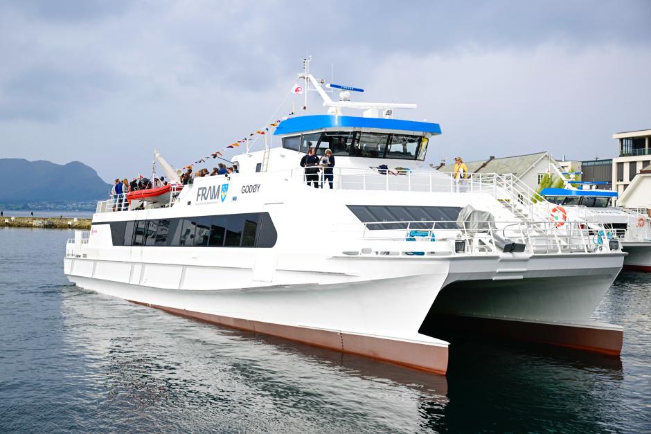 Barco con los invitados a la boda de Marta Luisa de Noruega