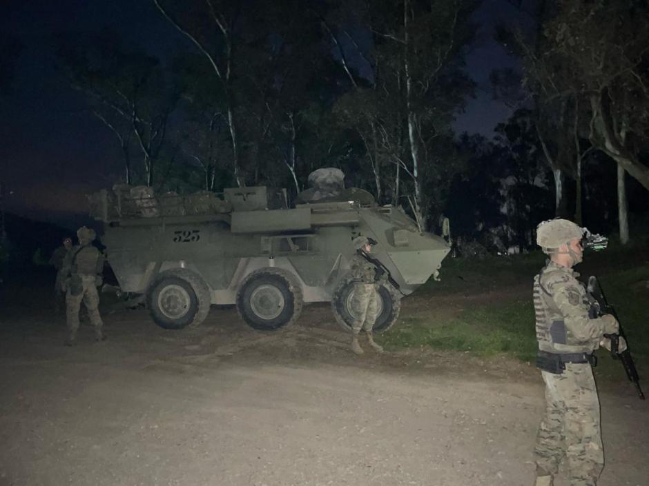 Patrulla nocturna en ceuta de los militares del Grupo Táctico Ceuta