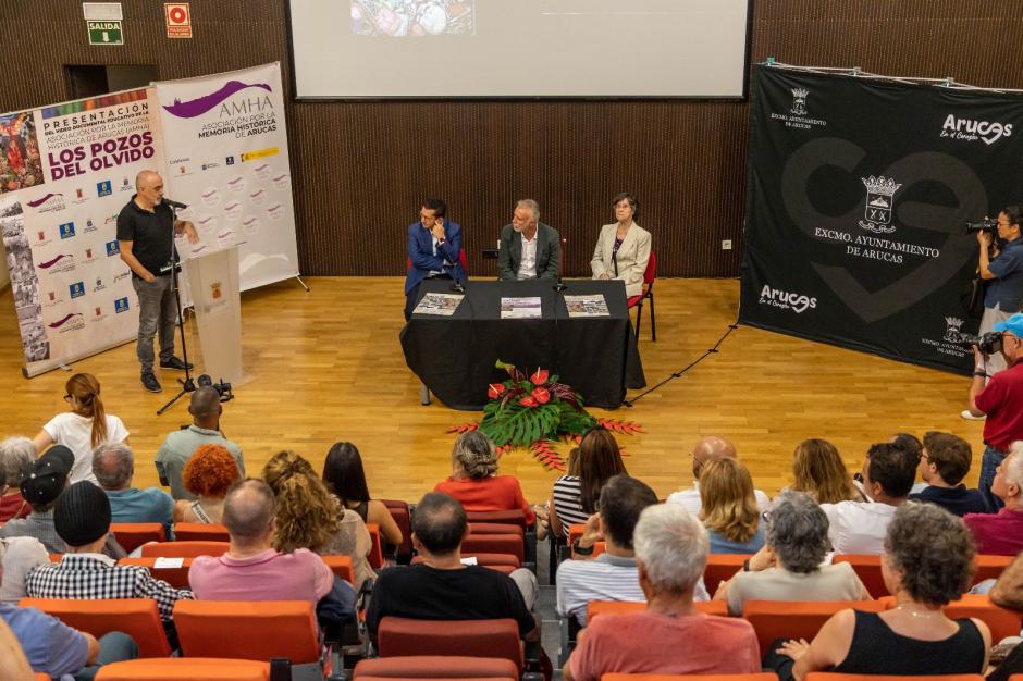 El ministro de Política Territorial, Ángel Víctor Torres, tras el visionado del vídeo