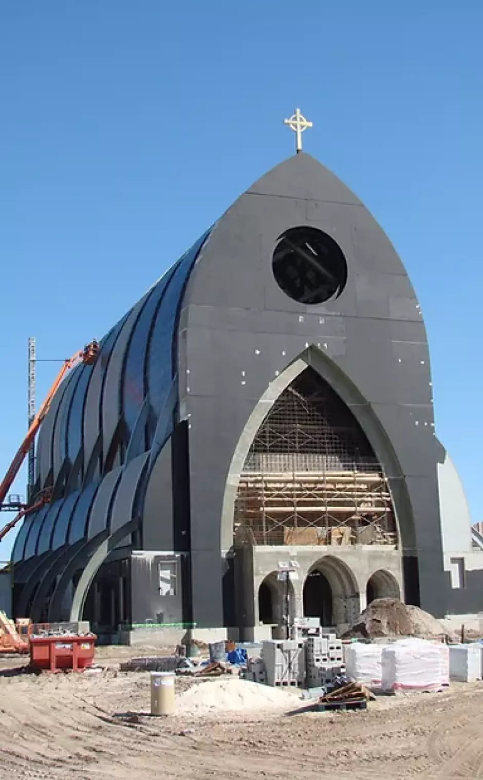 La basílica de Ave Maria en construcción