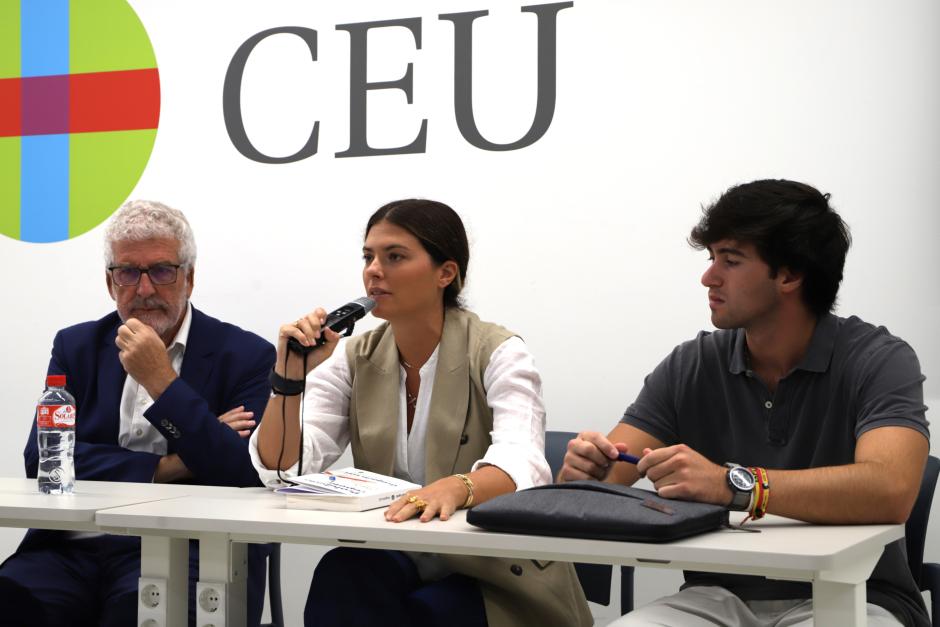 Gregorio Luri en su charla con los alumnos