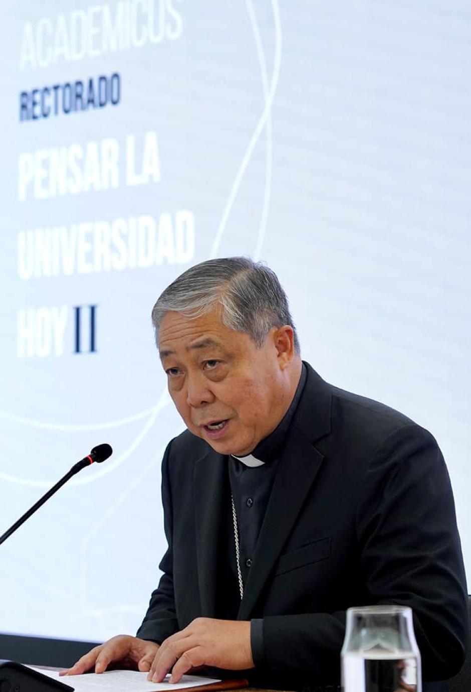 El Nuncio Apostólico en España participa en el ciclo “Pensar la Universidad hoy” de la CEU UCH