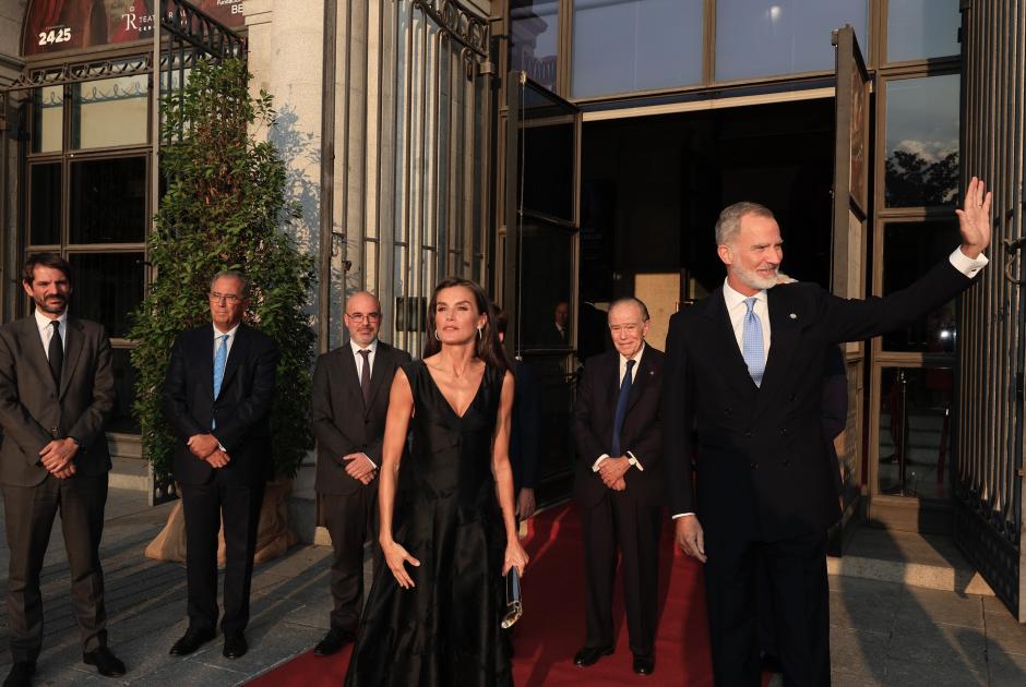 Don Felipe y Doña Letizia, en el Teatro Real de Madrid