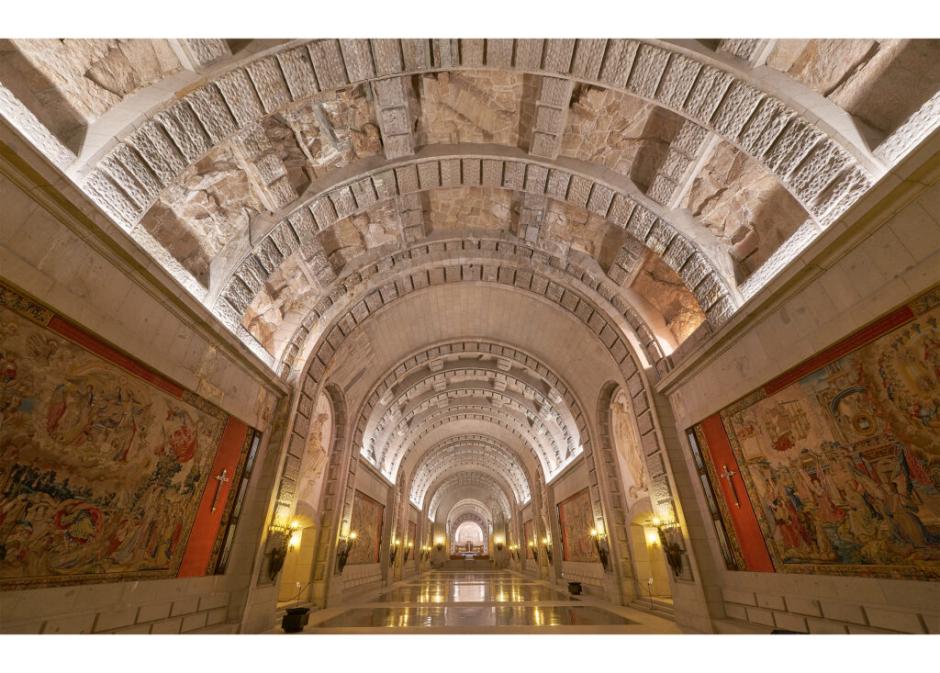 El interior del templo alcanza los 41 metros de altura