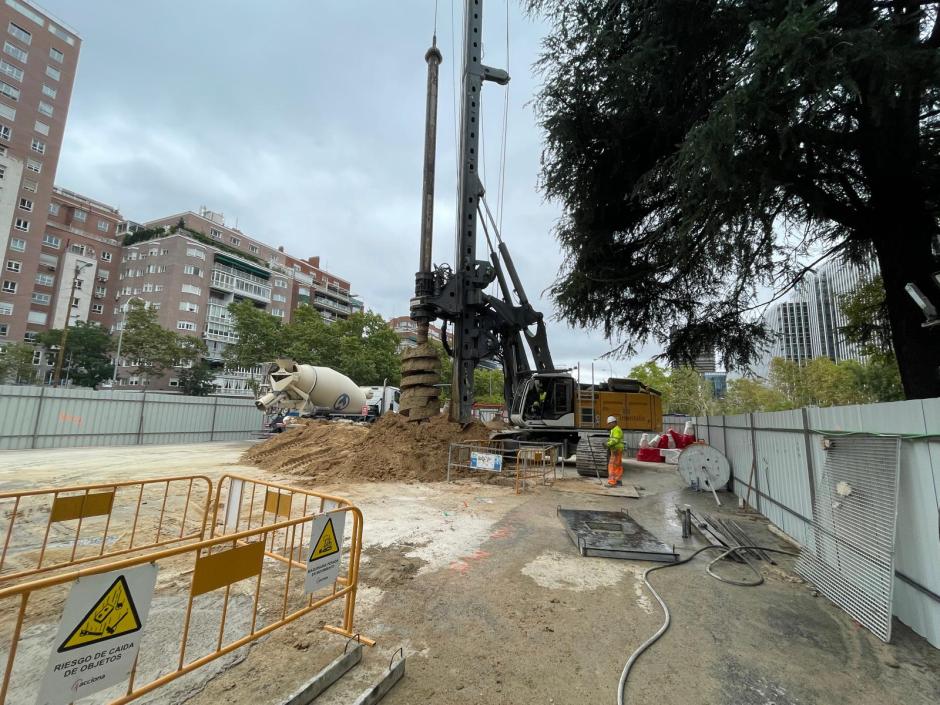 Obras de la nueva estación de Metro de Santiago Bernabéu