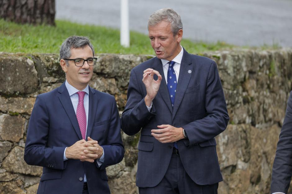 El presidente gallego, Alfonso Rueda y el ministro de Presidencia, Félix Bolaños