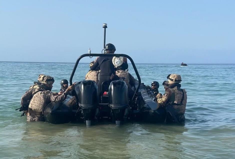 Adiestramiento con las embarcaciones en el ejercicio Lisa Azul de la Armada