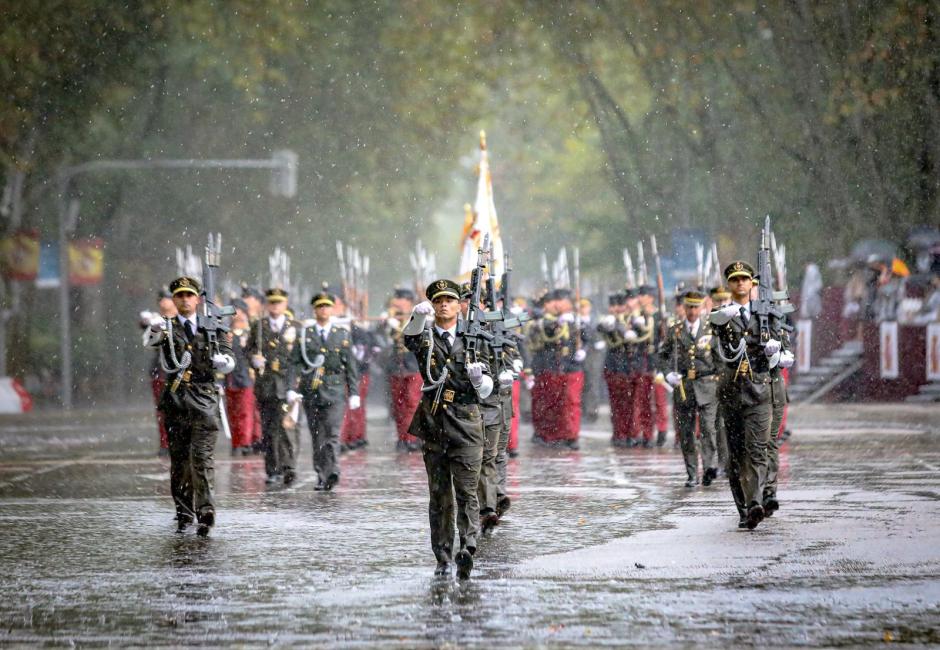 La lluvia ha sido muy intensa a lo largo de todo el desfile