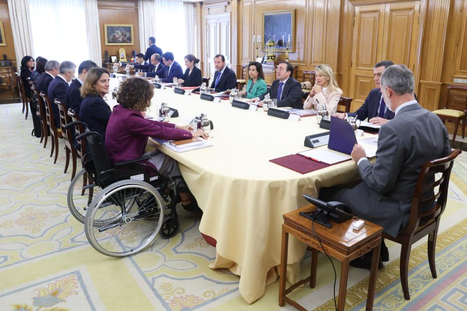 Imagen de la reunión presidida por el Rey en La Zarzuela