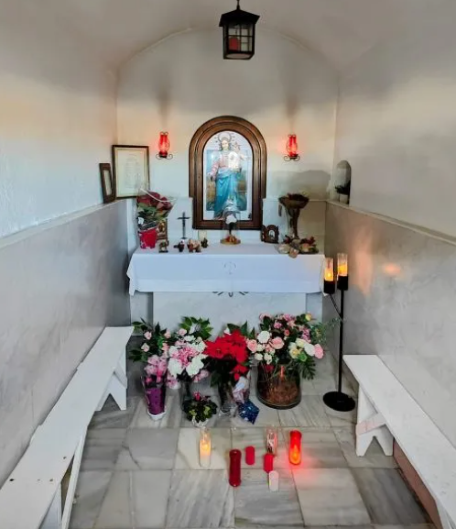 Interior de la Ermita del Rosario