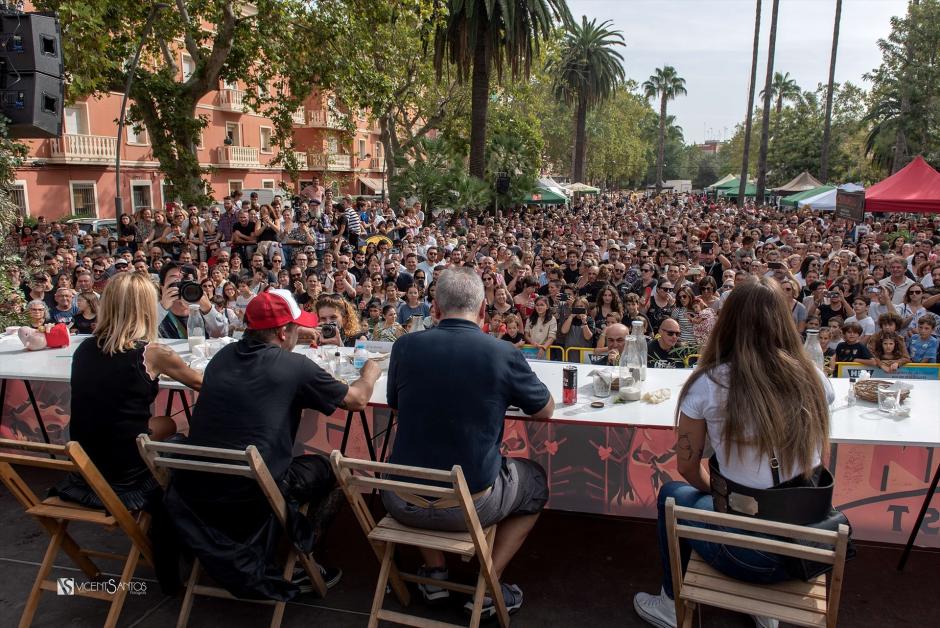 Miles de personas se congregan en el Te Hell Contest de Algemesí

REMITIDA / HANDOUT por AYTO ALGEMESÍ
Fotografía remitida a medios de comunicación exclusivamente para ilustrar la noticia a la que hace referencia la imagen, y citando la procedencia de la imagen en la firma
21/10/2024