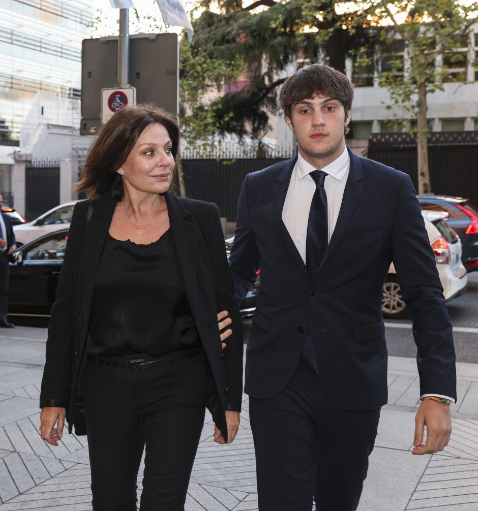 Nuria Gonzalez and son Ivan Fernandez Tapias Gonzalez  during funeral of Ramon Hermosilla in Madrid on Thursday, 26 September 2024.