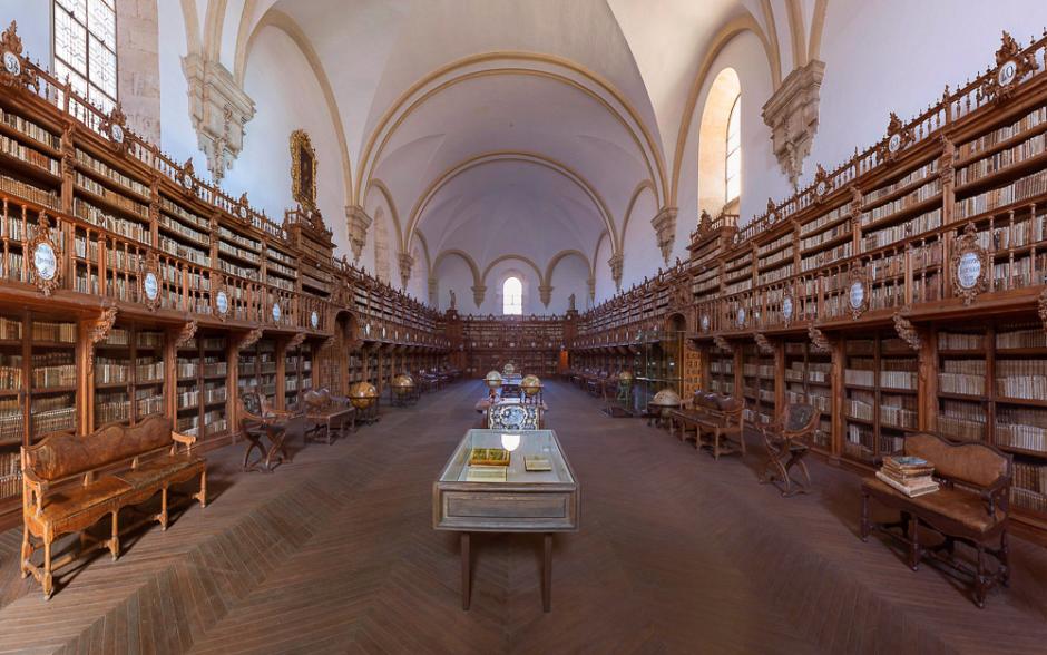 La Biblioteca General Histórica de la Universidad de Salamanca custodia y pone a disposición de los investigadores el patrimonio bibliográfico de la universidad salmantina. Entre sus fondos hay libros, mapas, publicaciones periódicas además de un fondo histórico formado por códices y manuscritos algunos de los cuales se remontan a la Edad Media.