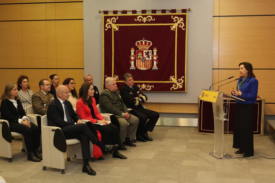 Margarita Robles agradece el galardón: "Se trata de un premio para todas las Fuerzas Armadas”, ha afirmado